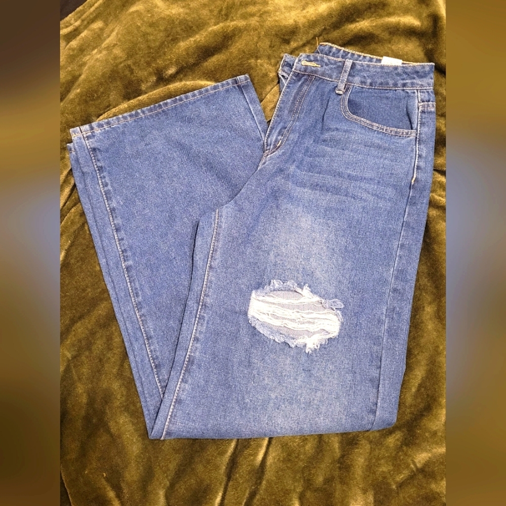 SHEIN Wide Leg Jeans